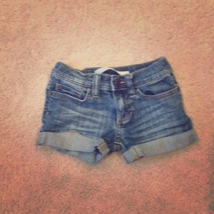 Joe’s denim jean shorts. Size 3t